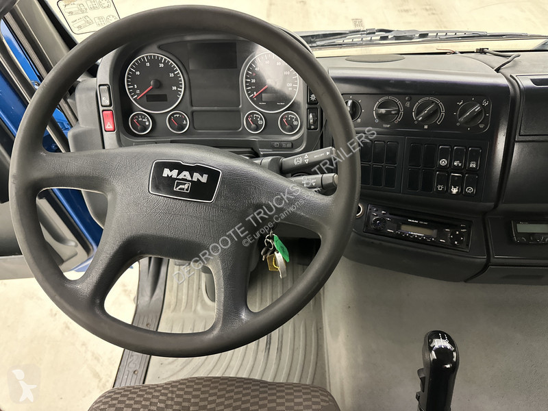 MAN 33.400 - 6x4 truck
