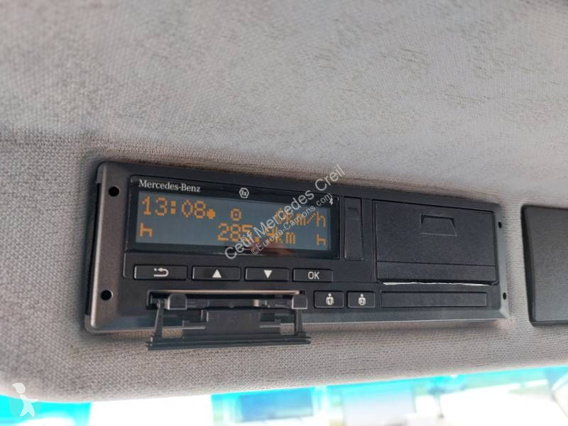Mercedes 1833 truck