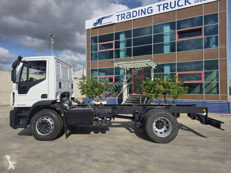 Lastbil Iveco 180 E 28