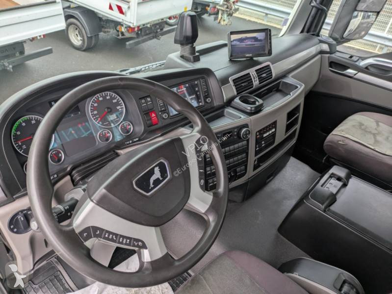 MAN 26.420 truck
