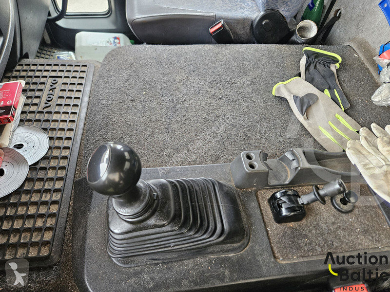 Volvo FL612 truck