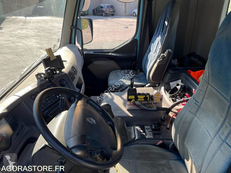 Renault PREMIUM truck