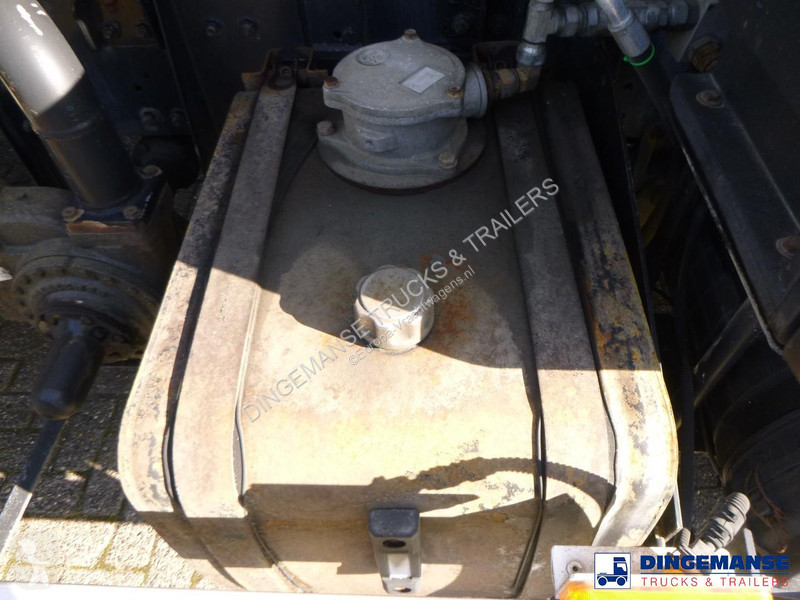 Renault 270.19 4x2 gas tank 18.8 m3 truck