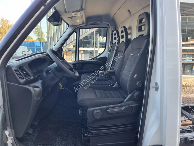 Kamion Iveco 35C16/ 3.0D/ Chassiscab/ WB 410/...