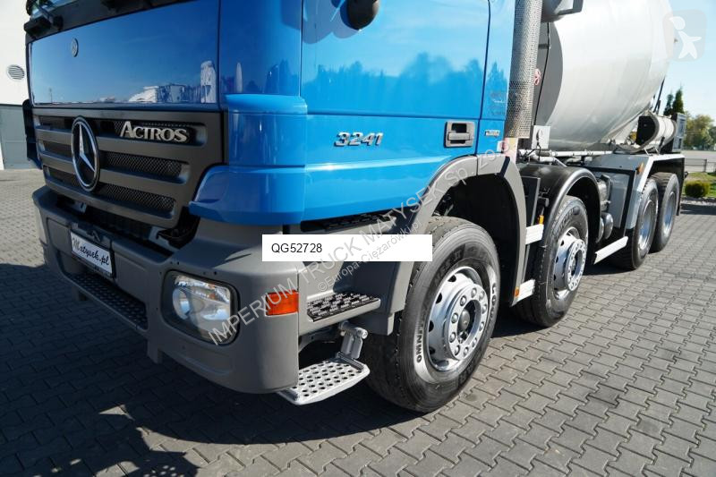 Béton Mercedes AROCS 3241