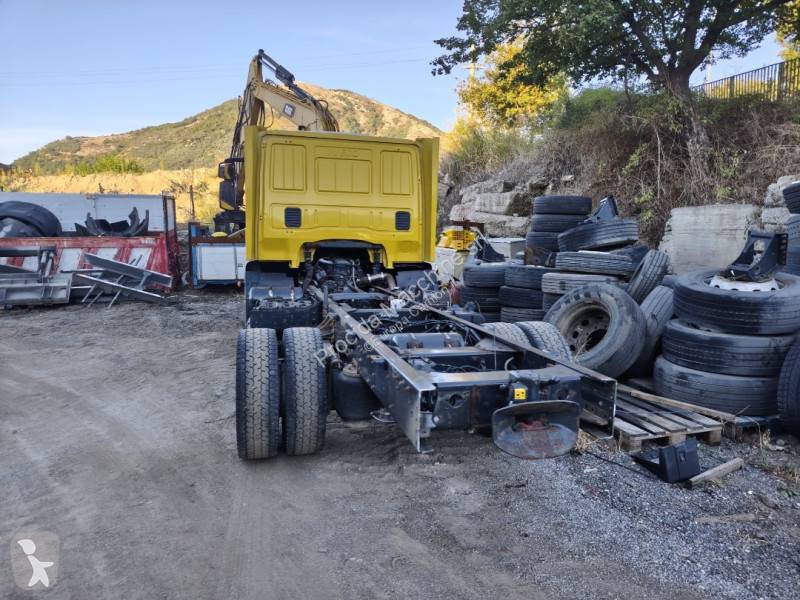 Kamion Iveco 120 E 28