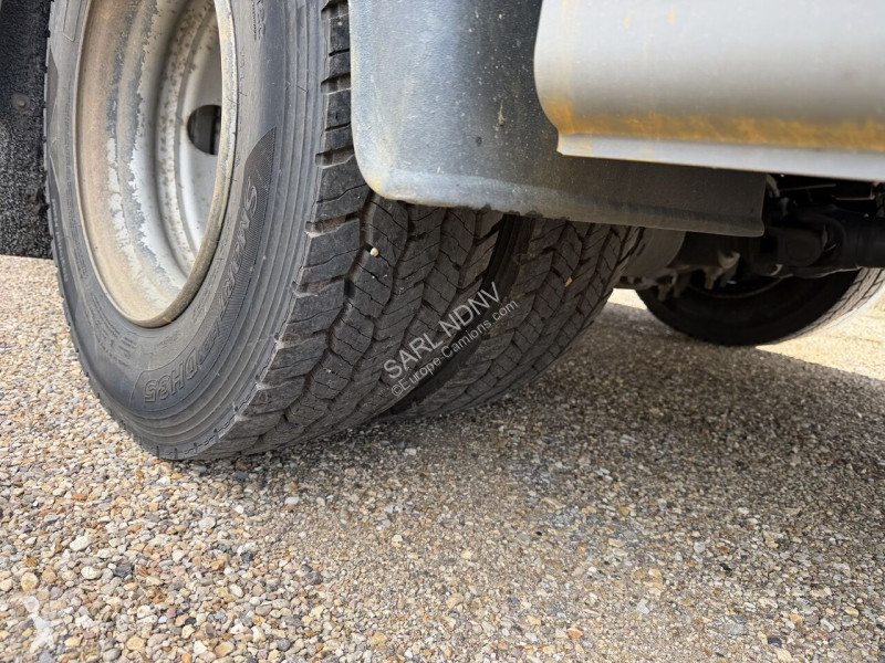 Mercedes 1222 truck