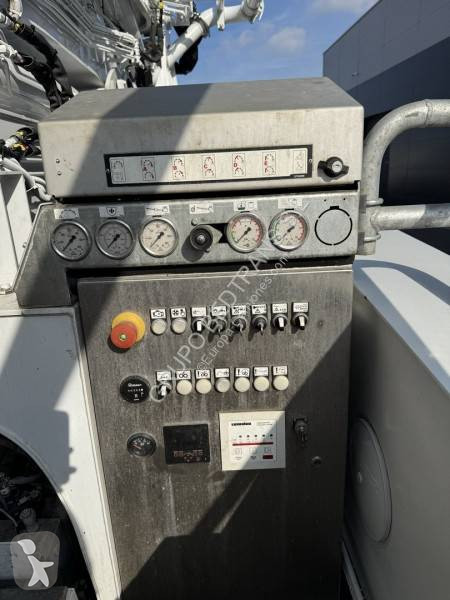 Бетоновоз Mercedes 2840