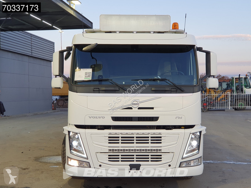 Volvo 330  4X2 EFFER 125/4S Crane Kran 1500kg...