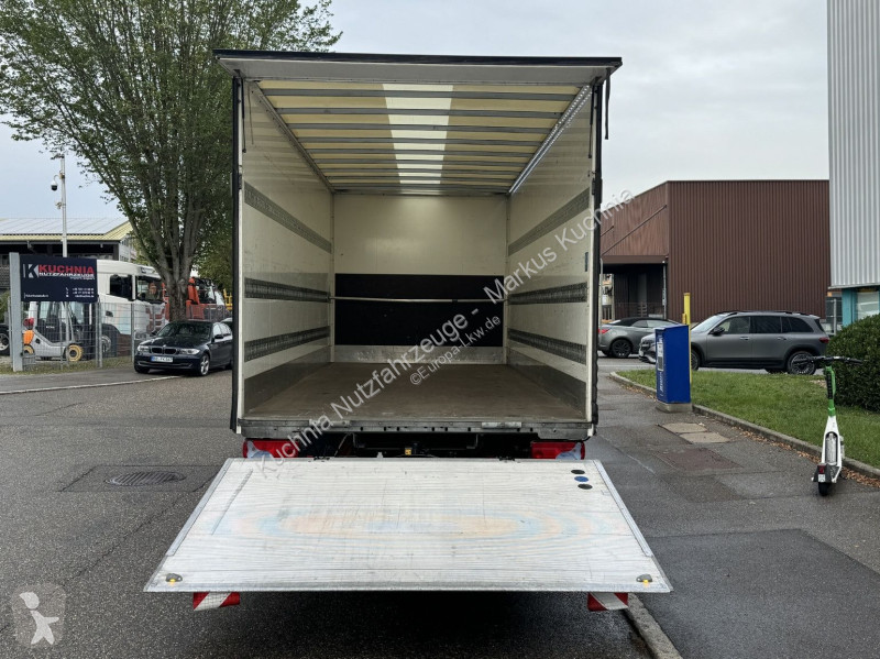MAN 8.220 BL Koffer 6m Langes Haus LBW 1,5t truck