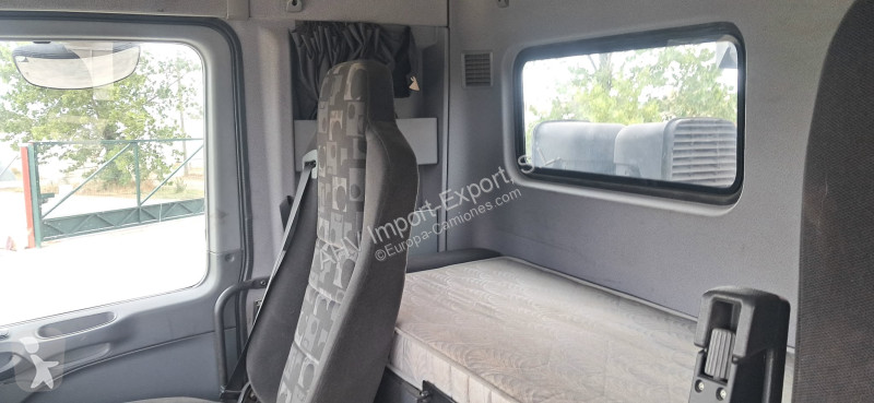 Mercedes 4144 truck