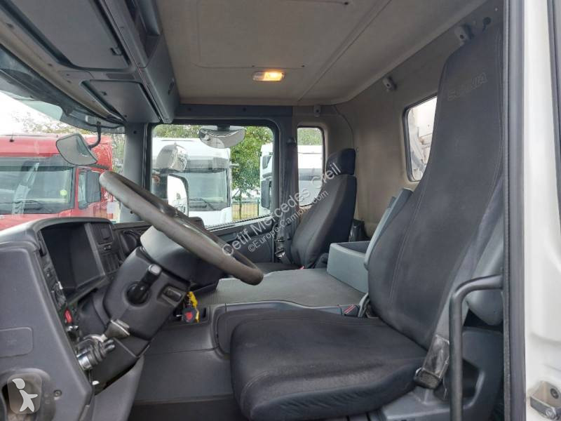 Camião Scania 410