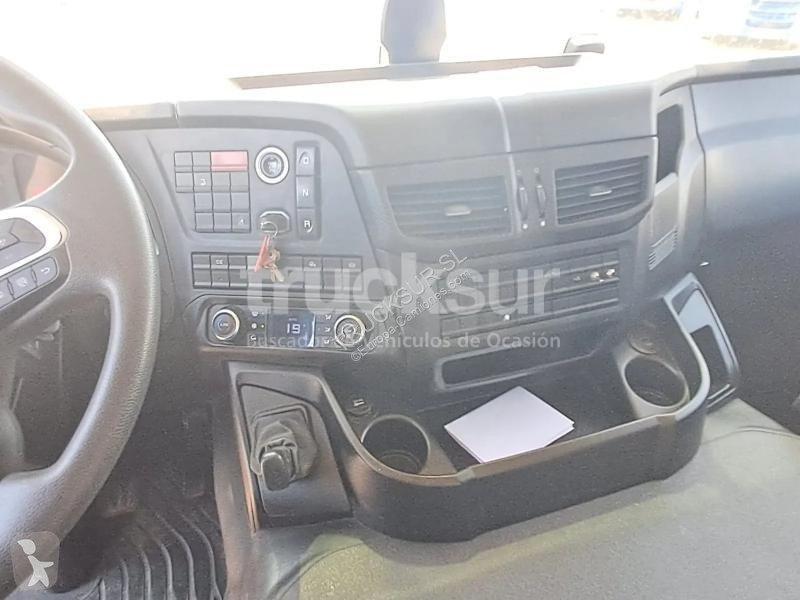 Iveco AD190E34S/P + THERMOKING T1000R truck