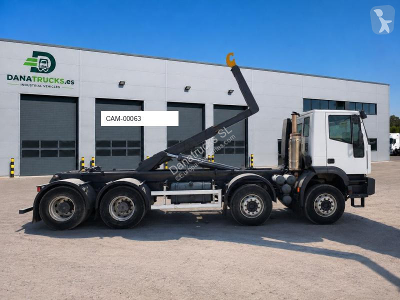 Iveco 30 TN truck