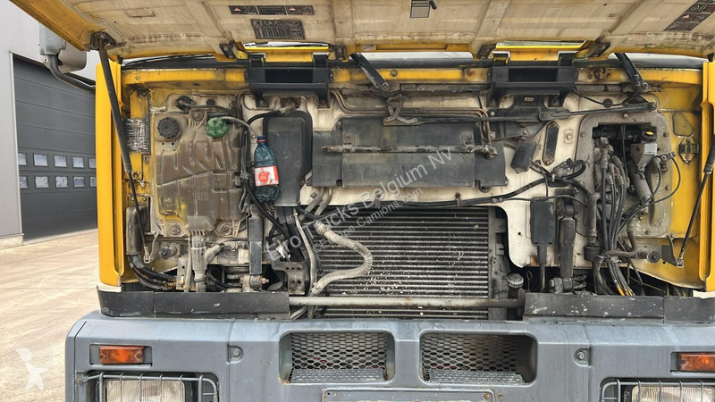Kamion Iveco 260 E 30 (MANUAL PUMP / POMPE...