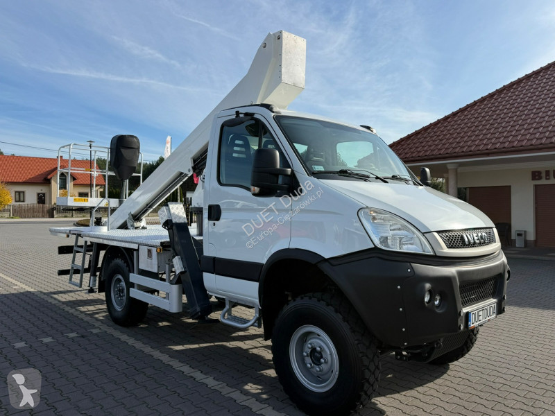 Kamion Iveco 55S17W 4x4 Zwyżka 20m GSR E200TE4