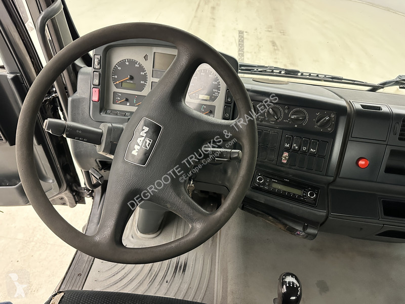 MAN TGA - 6x2 truck