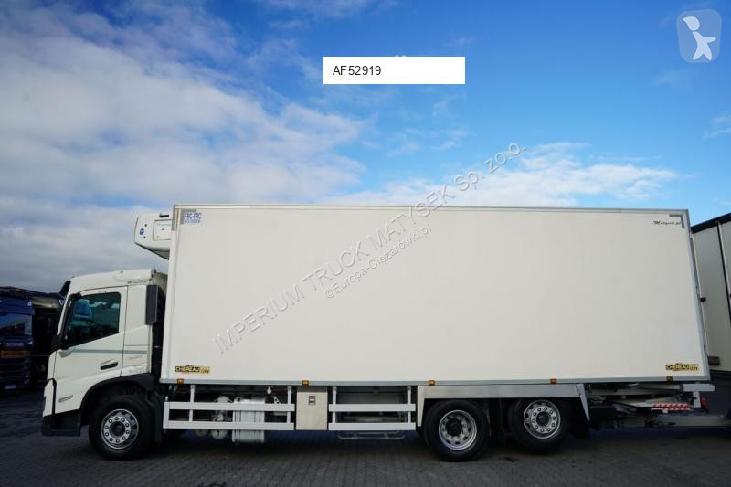 شاحنة Volvo / PRZYCZEPA / CHŁODNIA - 6,8 M /...
