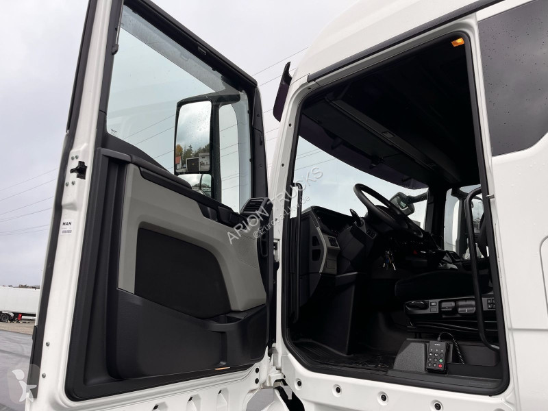 Kamion MAN 26.470 6x2-4...