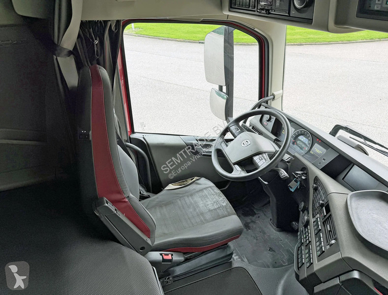 شاحنة Volvo 13500 I-PARK COOL CARRIER TRS...