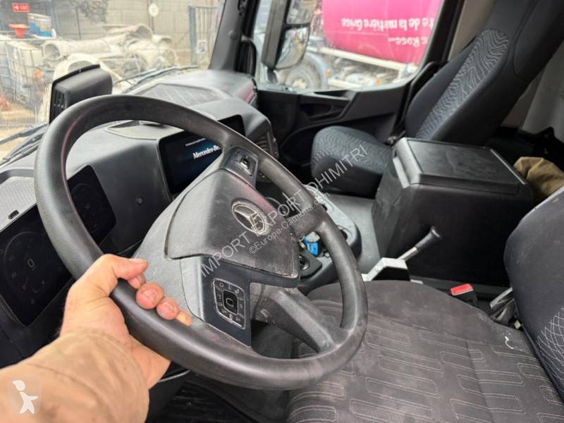 Beton Mercedes 3243