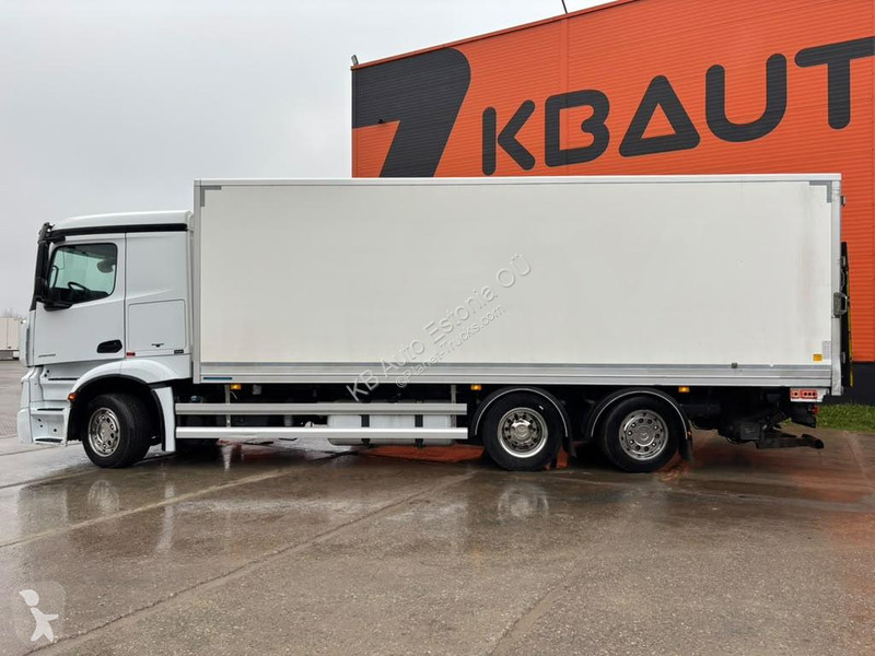 Teherautó Mercedes 2545 6x2*4 THERMOKING / BOX...