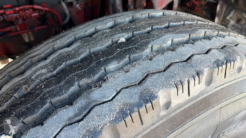 Lastbil Iveco 180 - 23 (V8 / MANUAL PUMP /...