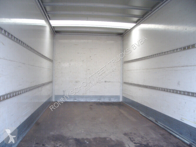 Kamion Mercedes Atego 815 4x2