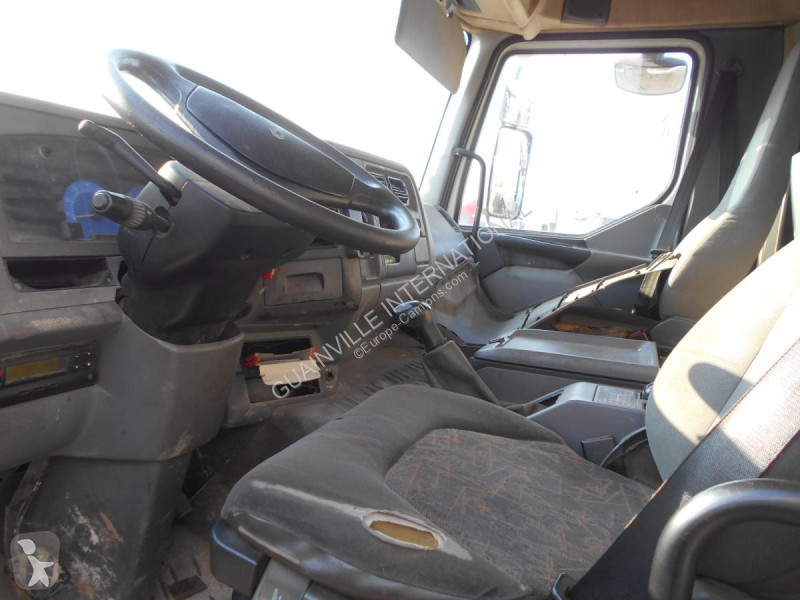Kamion Renault 270 DCI