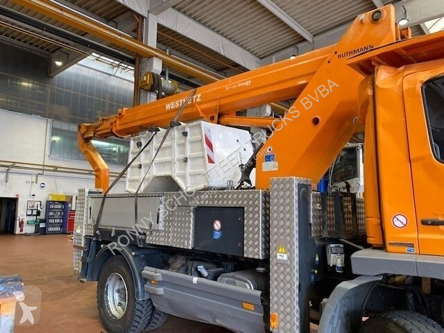 Vrachtwagen  T220.1 S12 UNFALLSCHADEN! T220.1...