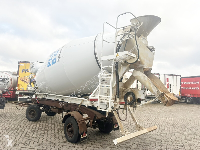 شاحنة Liebherr HTM 904F Betonmischaufbau 9m³...