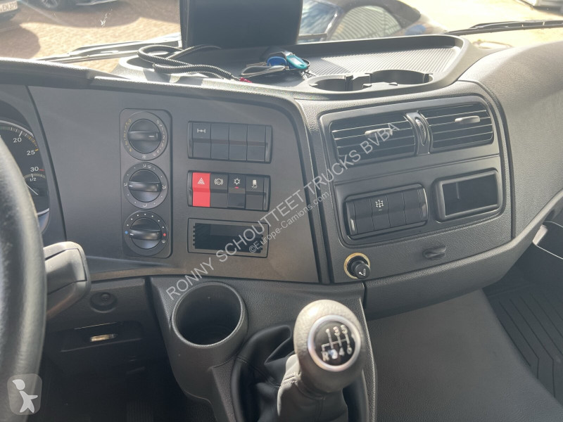 شاحنة Mercedes Atego 818/23 K 4x2 Atego 818/23...