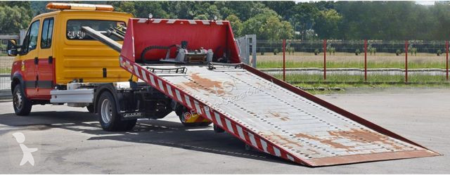 Veículo utilitário Iveco DAILY 70C17...