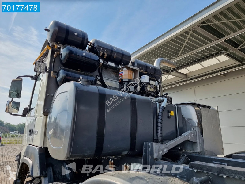 Camion Volvo 460 10X4 50T payload | 30m3 Tipper...