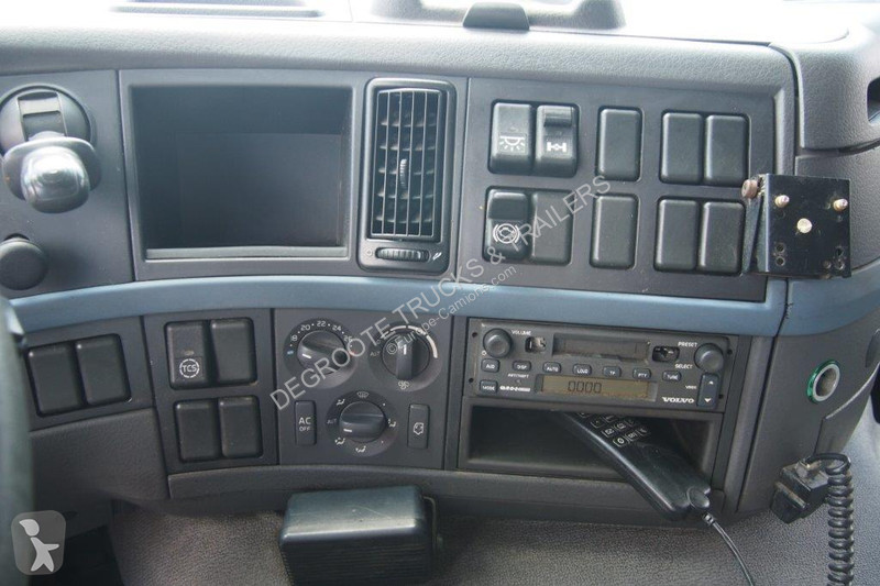 Kamion Volvo .260