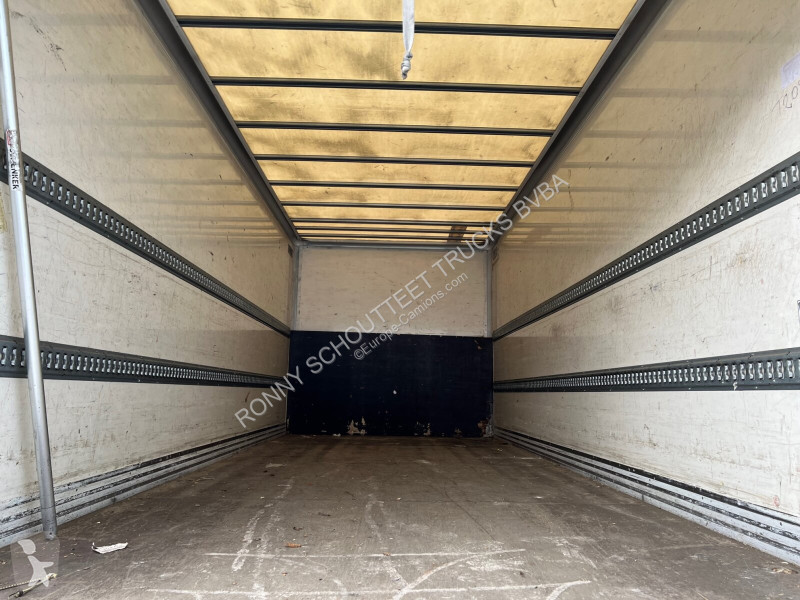 Kamion Mercedes Atego 818 L 4x2 Atego 818 L 4x2...