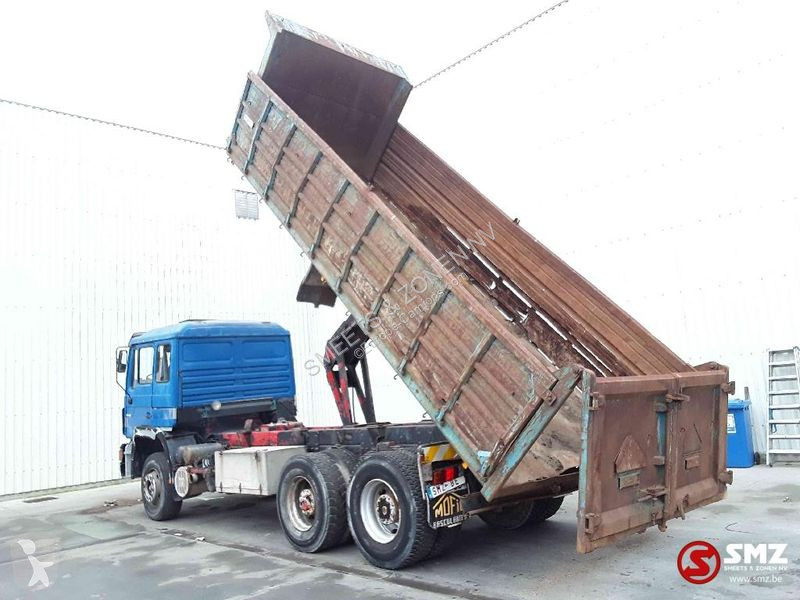 Camion MAN 25-422 manual pump