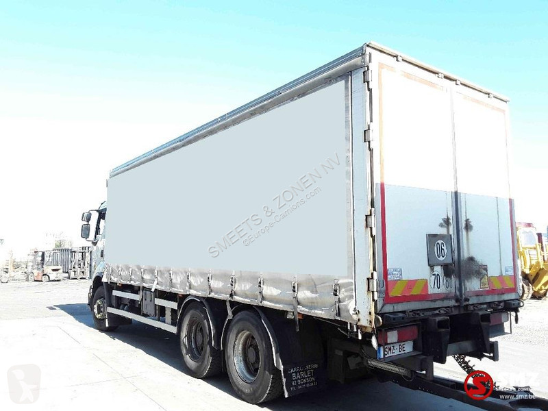 Camion Renault 460 6x4 combi