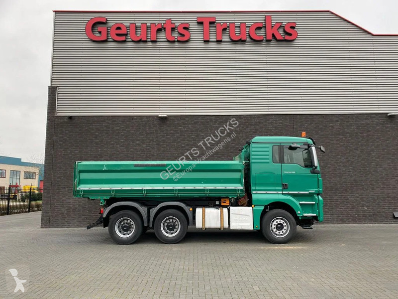 Kamion MAN 26.560 6X4 BB + 3 ZIJDIGE...