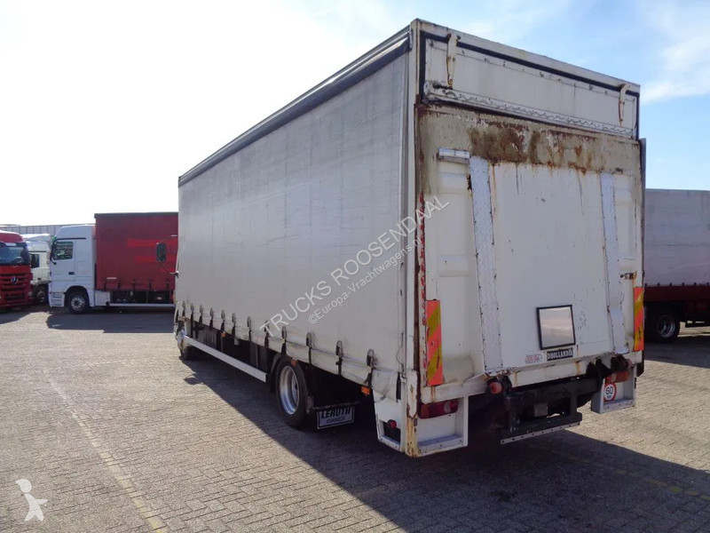 Vrachtwagen DAF 180 + MANUAL + LIFT