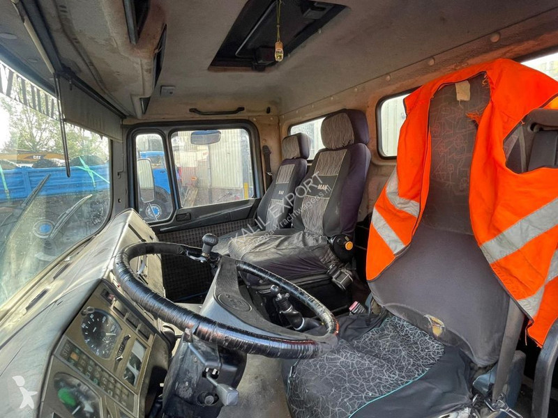 Camion MAN 12.232 Chassis ull Spring Suspension...