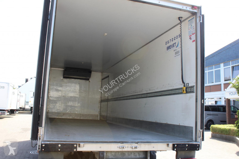 Camión Volvo FL 260 E6  TK T800R  16t  Strom...