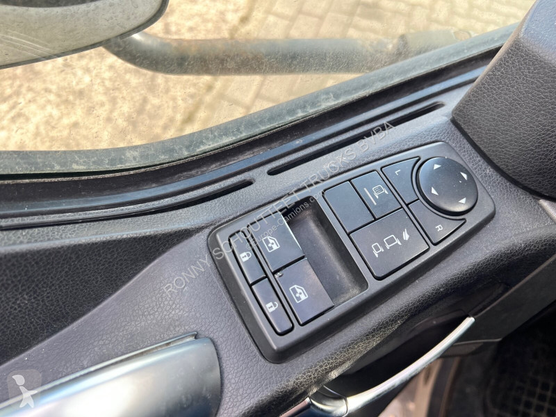 Kamion MAN TGL 12.220 4X2 BL mit Motorschaden...