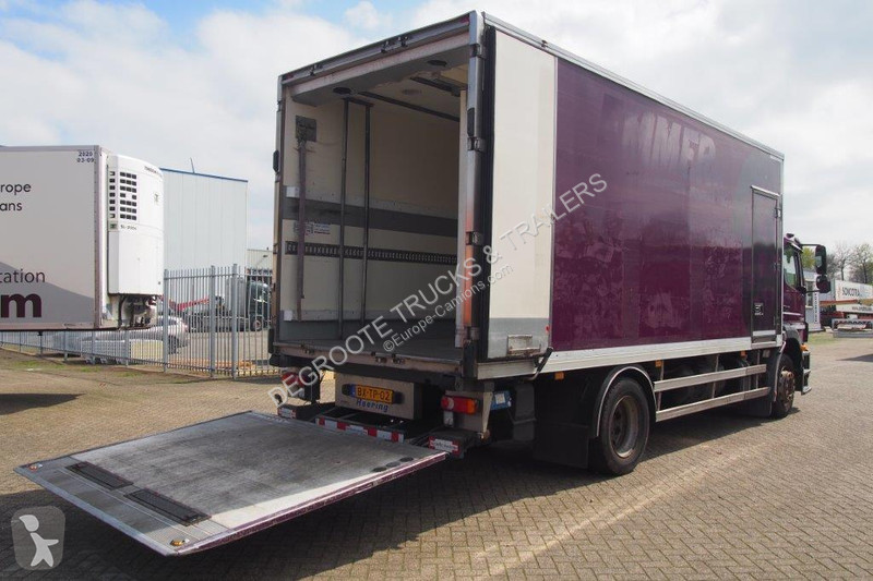 Vrachtwagen Mercedes 1824