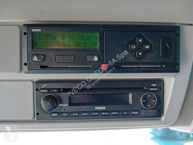 Camion Iveco EUROCARGO 120E21 BOX+SPONDA