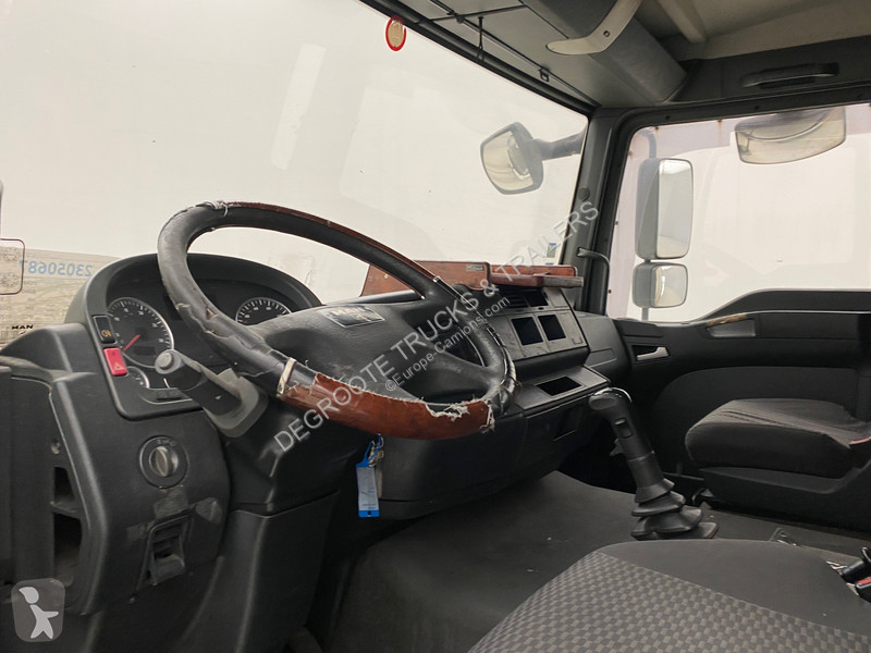 Vrachtwagen MAN TGA