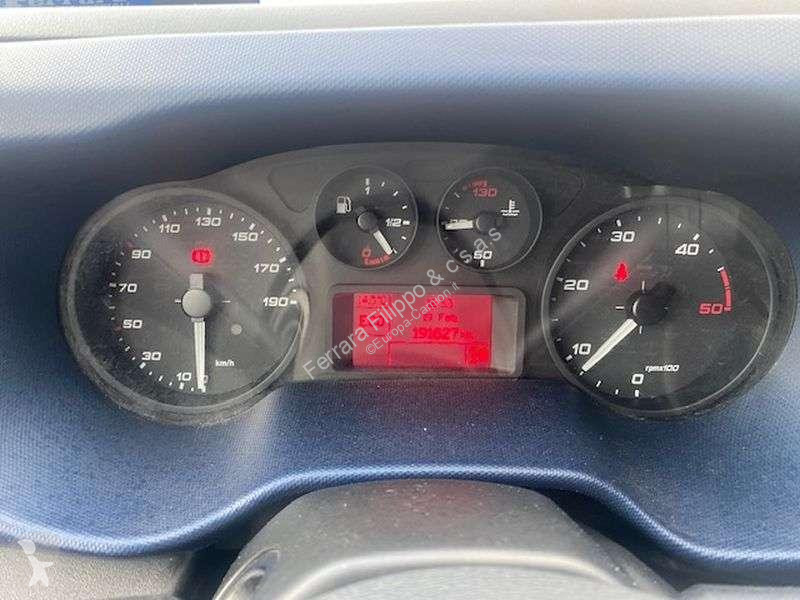 Camion Iveco 35S14