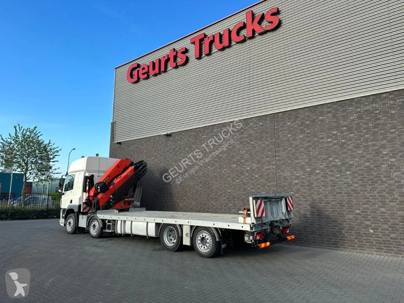 Camión DAF CF 450 8X2 OPRIJWAGEN/MACHINE...
