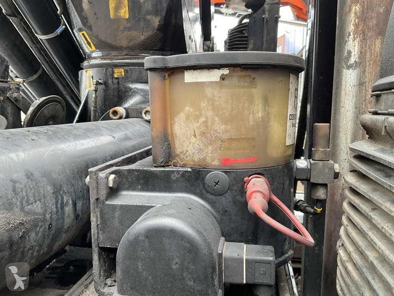 Camion Mercedes 3251 8x4 Euro 6 Hiab 28...