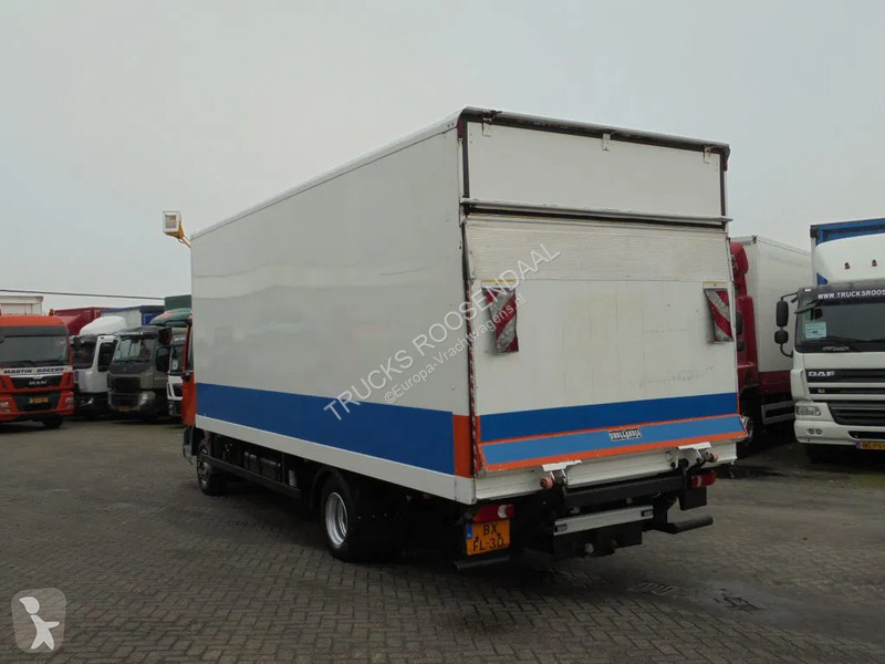 Kamion DAF 210 + 12T + Euro 5 + Dhollandia Lift